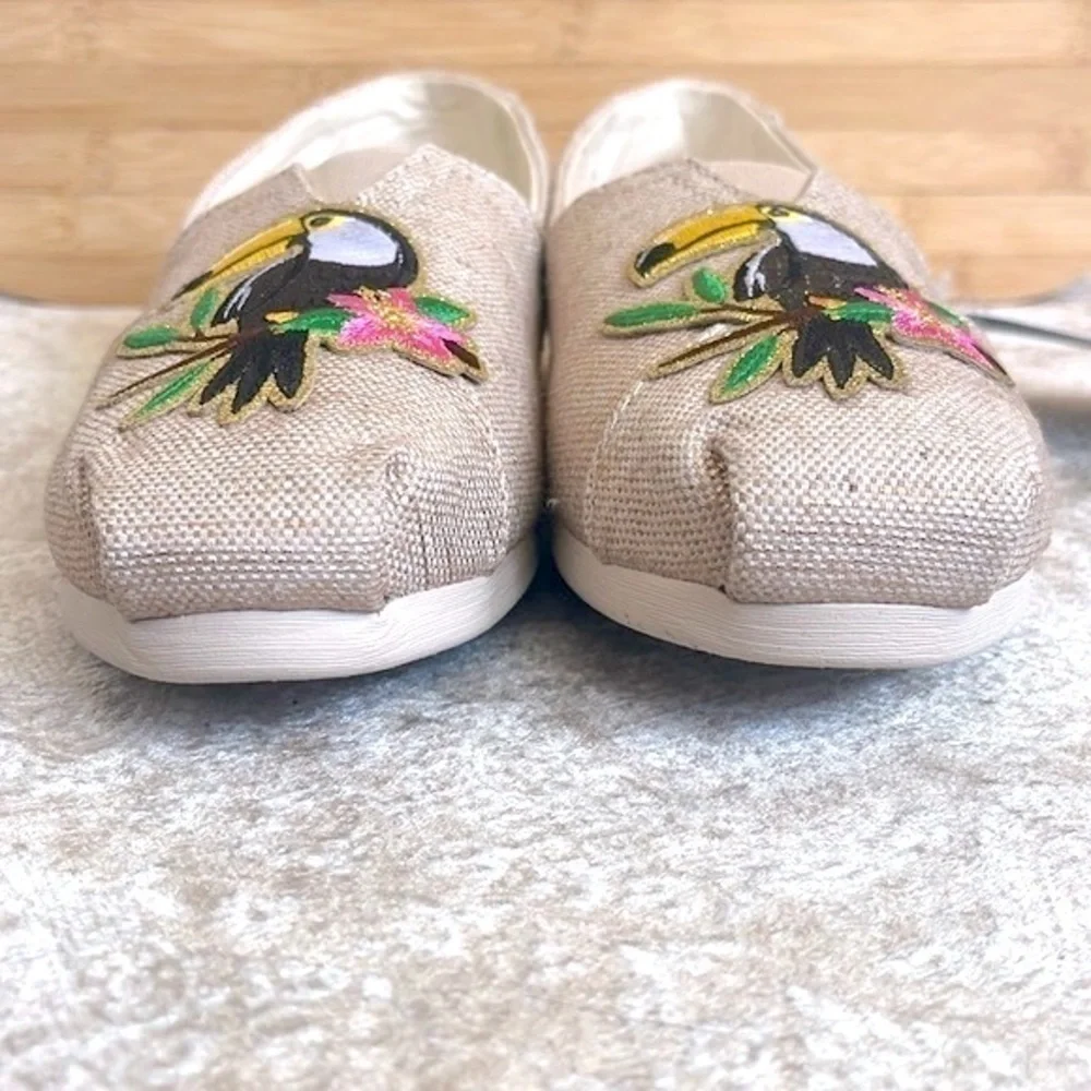 Toms brand new